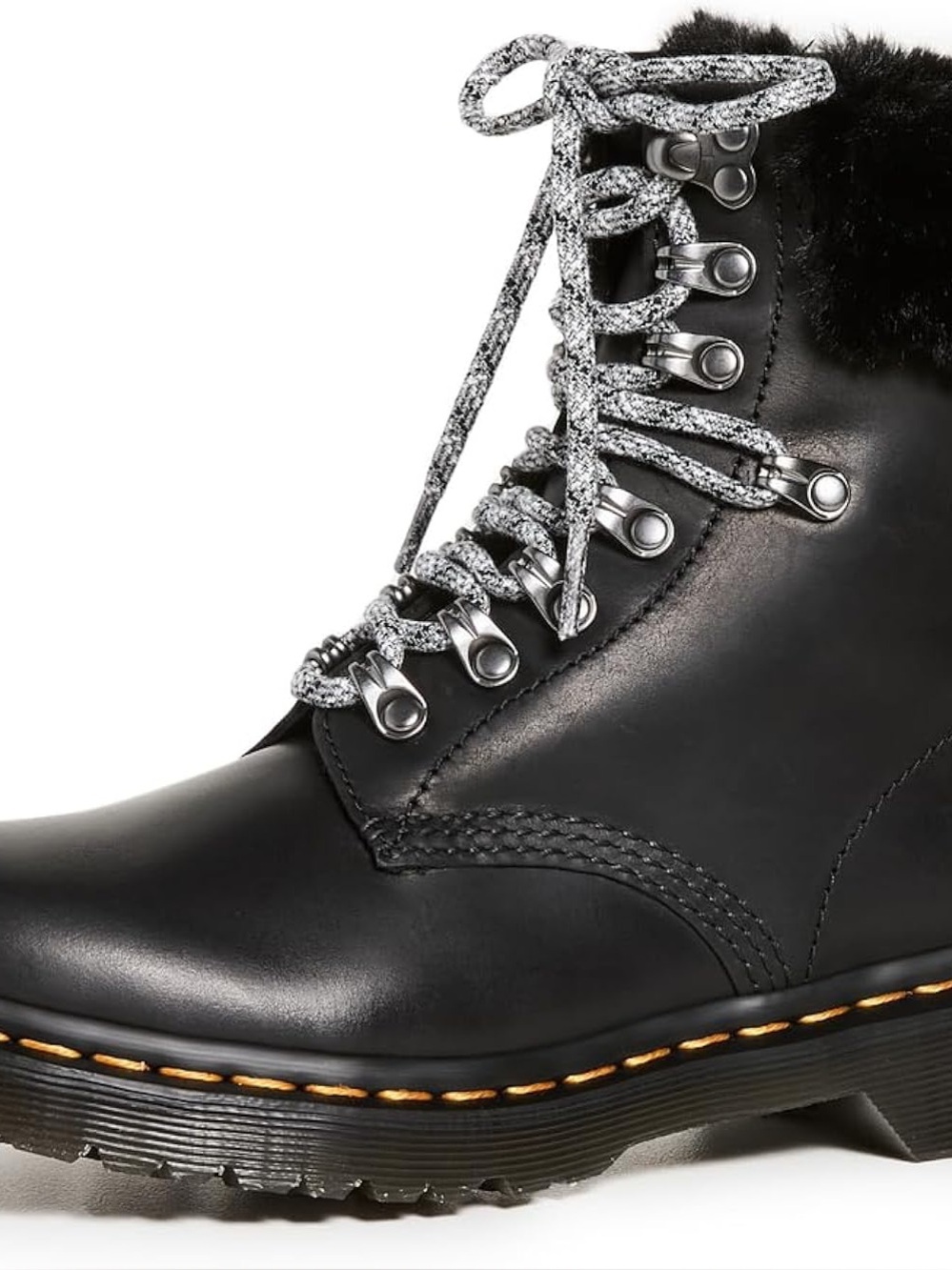 Dr. Martens 1460 Serena Collar
Milo Faux Fur